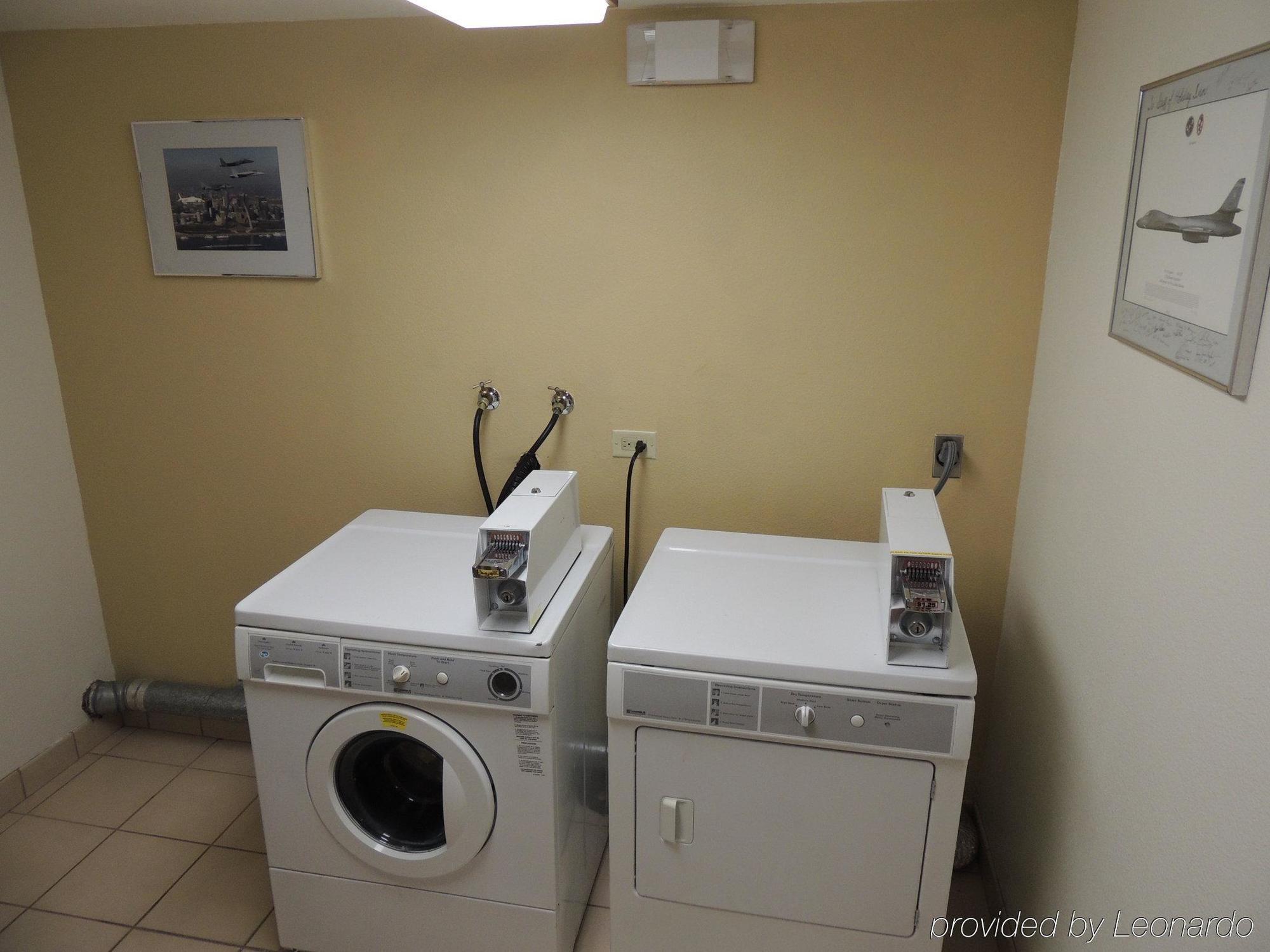 Holiday Inn Express Fallon By Ihg Екстер'єр фото
