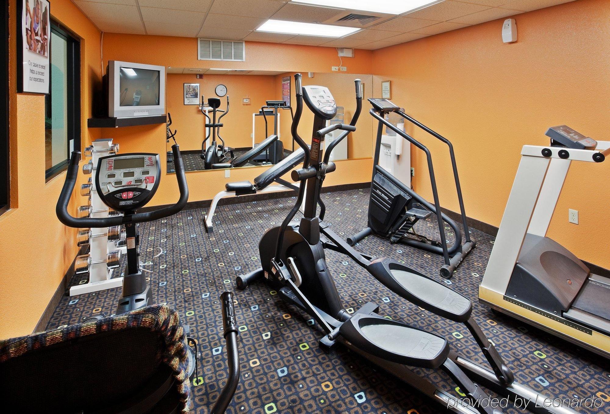 Holiday Inn Express Fallon By Ihg Зручності фото