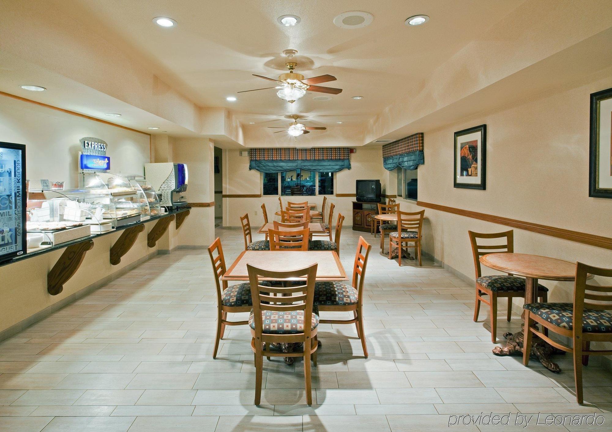 Holiday Inn Express Fallon By Ihg Ресторан фото