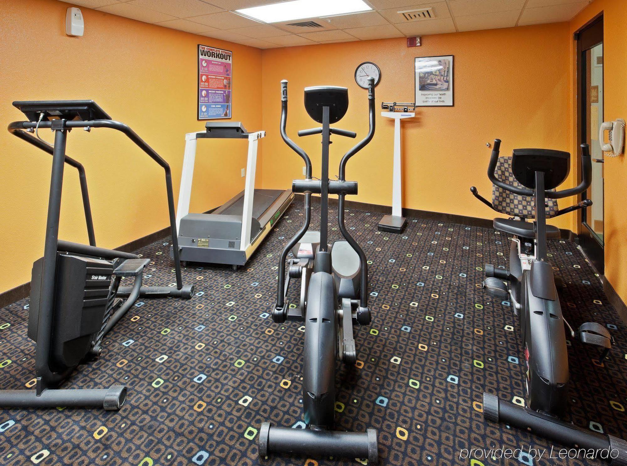 Holiday Inn Express Fallon By Ihg Зручності фото